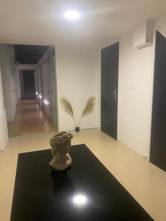 Готель Le.Chris Central Dorms Rethymno  Екстер'єр фото