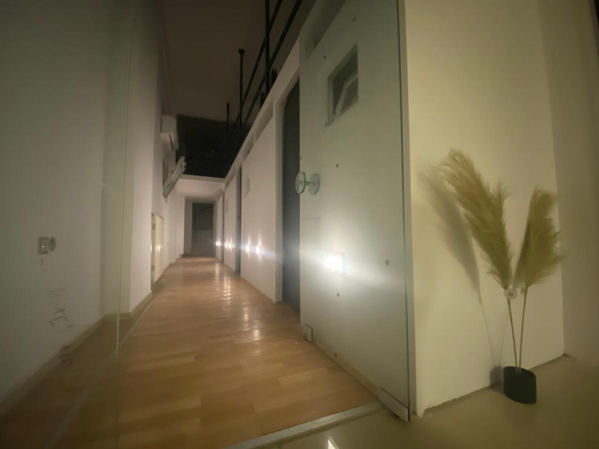 Готель Le.Chris Central Dorms Rethymno  Екстер'єр фото