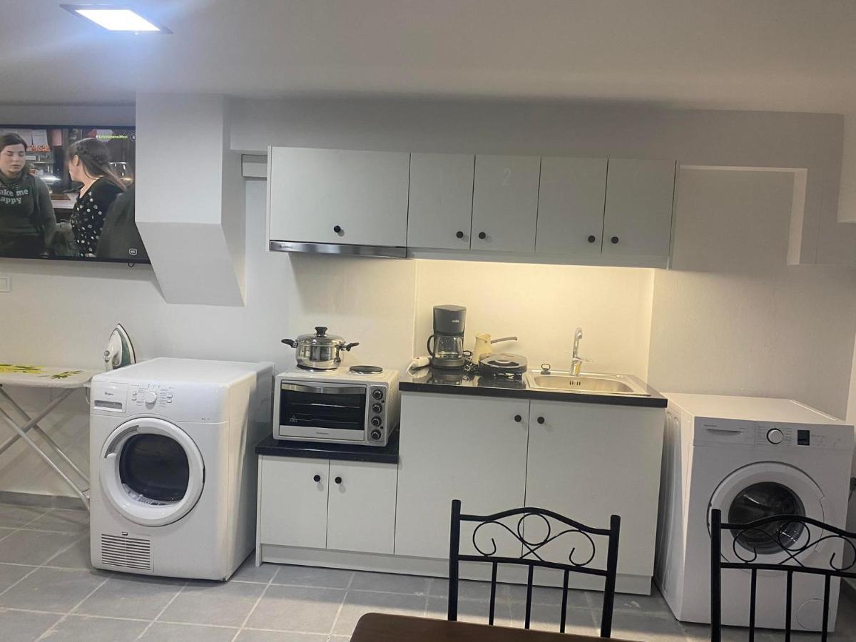 Готель Le.Chris Central Dorms Rethymno  Екстер'єр фото