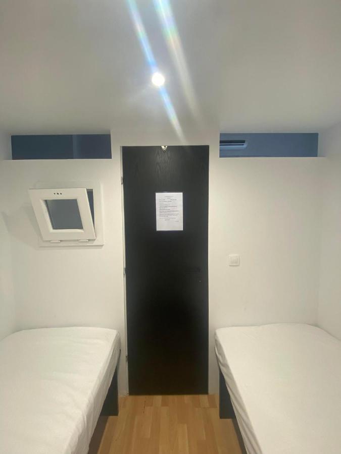 Готель Le.Chris Central Dorms Rethymno  Екстер'єр фото