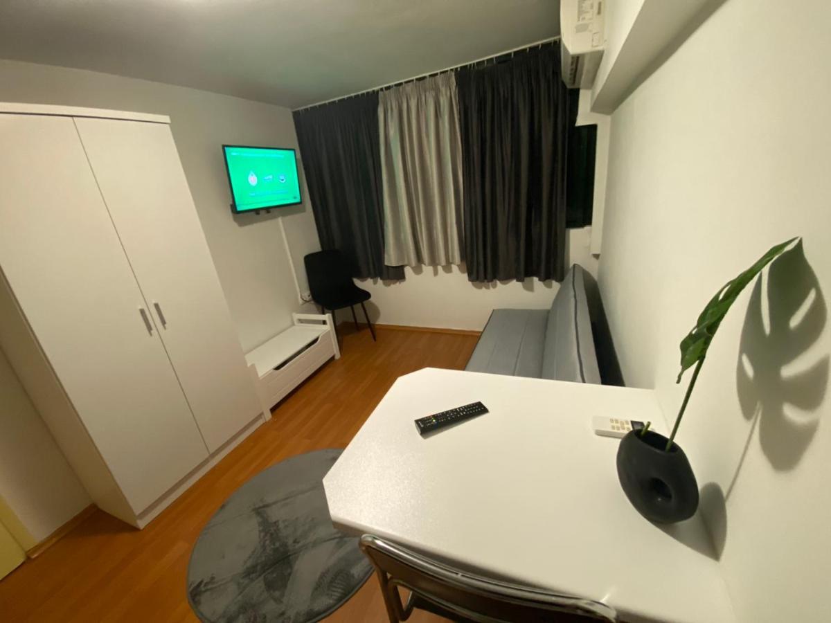 Готель Le.Chris Central Dorms Rethymno  Екстер'єр фото